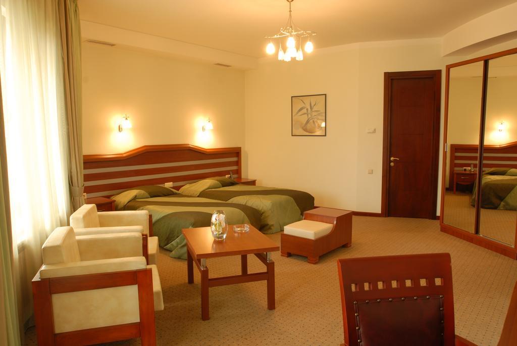 Hotel Vedzisi Тбилиси Екстериор снимка